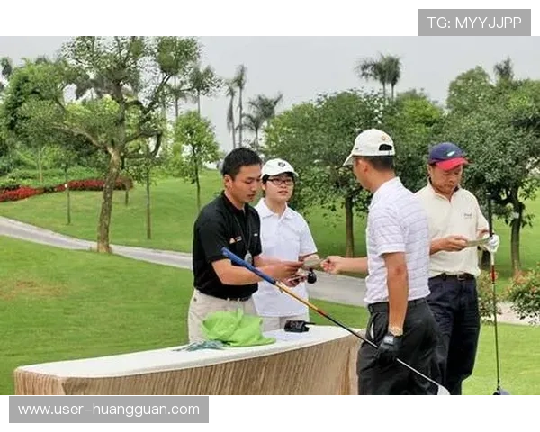 皇冠体育网址专业的客户服务团队24小时在线为用户解答疑问，确保每一位用户都能顺畅体验